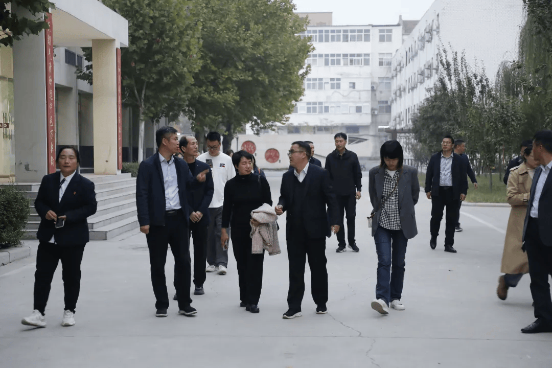 媒体记者聚焦新乡市义务教育集团化办学！