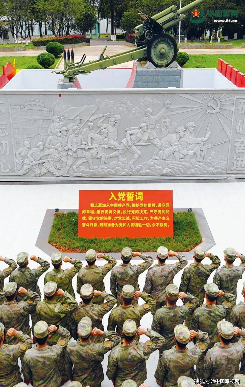 特别策划丨信念如磐，军旗跟着党旗走